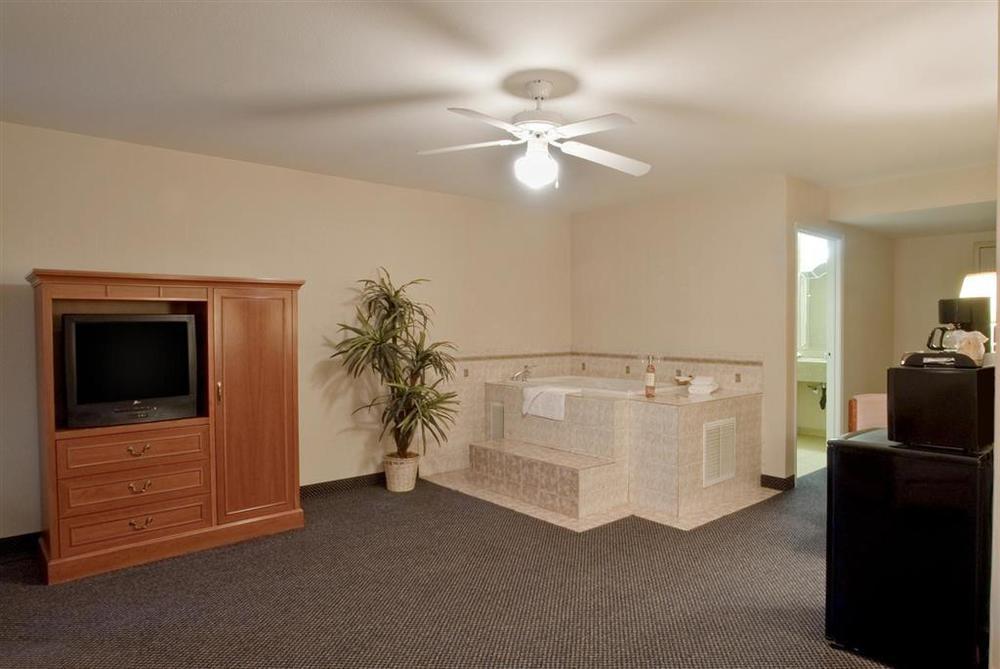 Americas Best Value Inn Westmorland Habitación foto